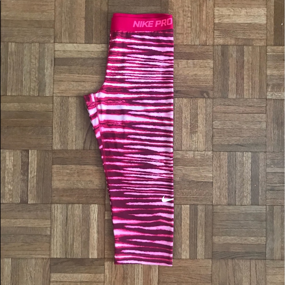 Nike Pro Cropped Leggings
